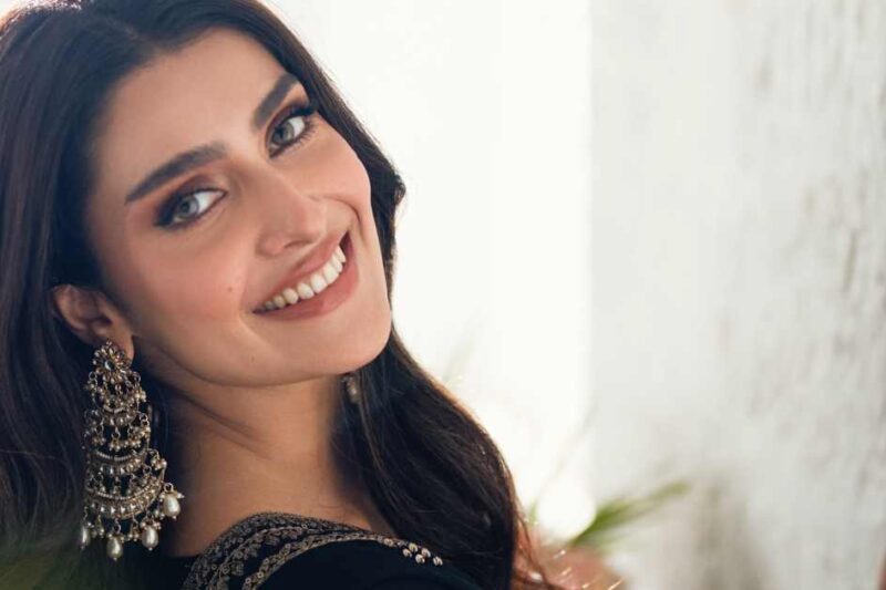 Ayeza Khan: A Star of Grace, Talent, and Timeless Beauty